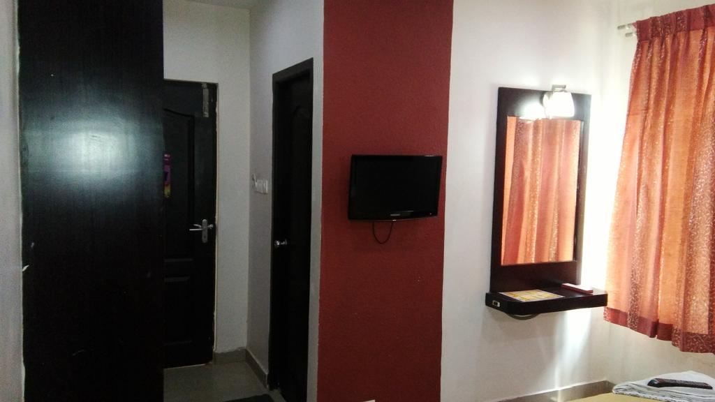Sri Arulmuthu Residency Hotel Madurai Exterior photo